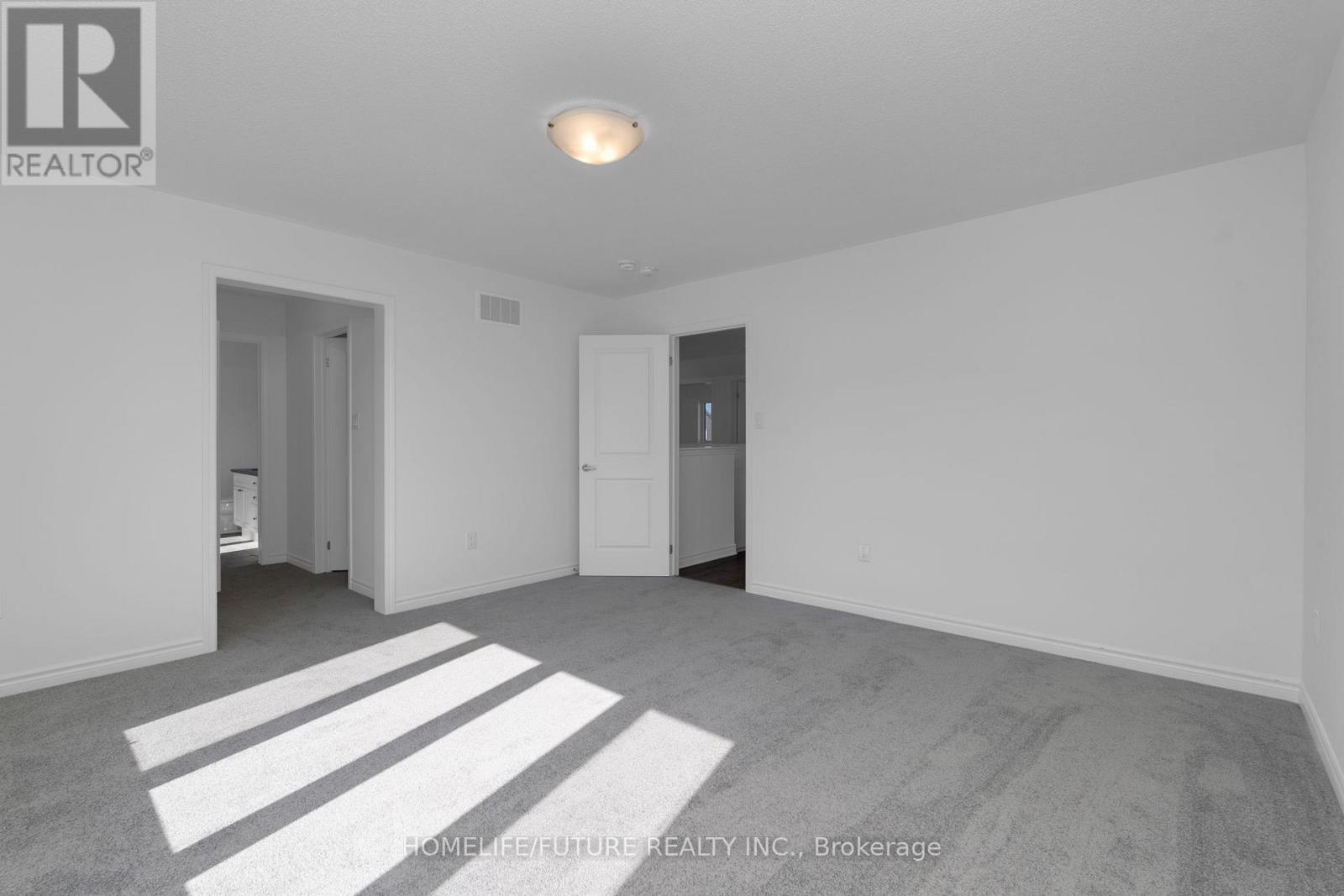 1 Dyer Crescent Property Photo 16