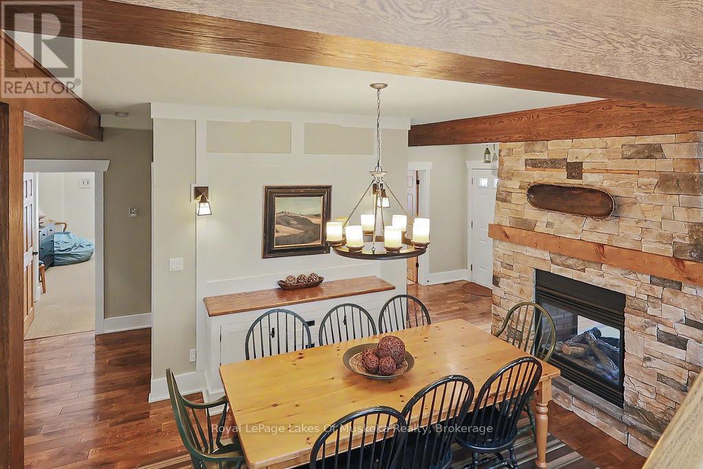 1020 Birch Glen Maple Cottage Week 5 Road Property Photo 20