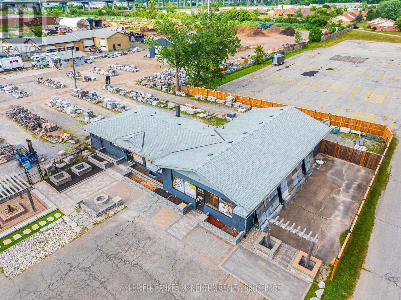132 Bunting Road Property Photo 2