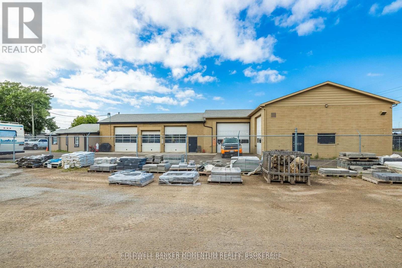 132 Bunting Road Property Photo 32