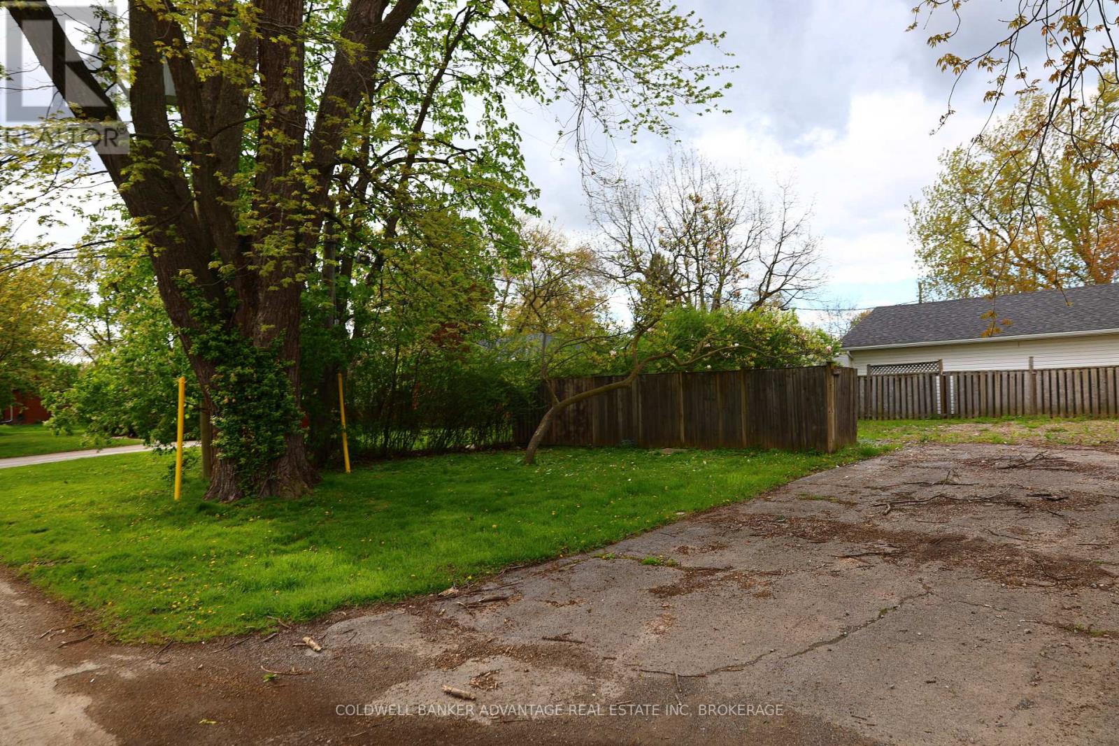 74 Summit Avenue Property Photo 6