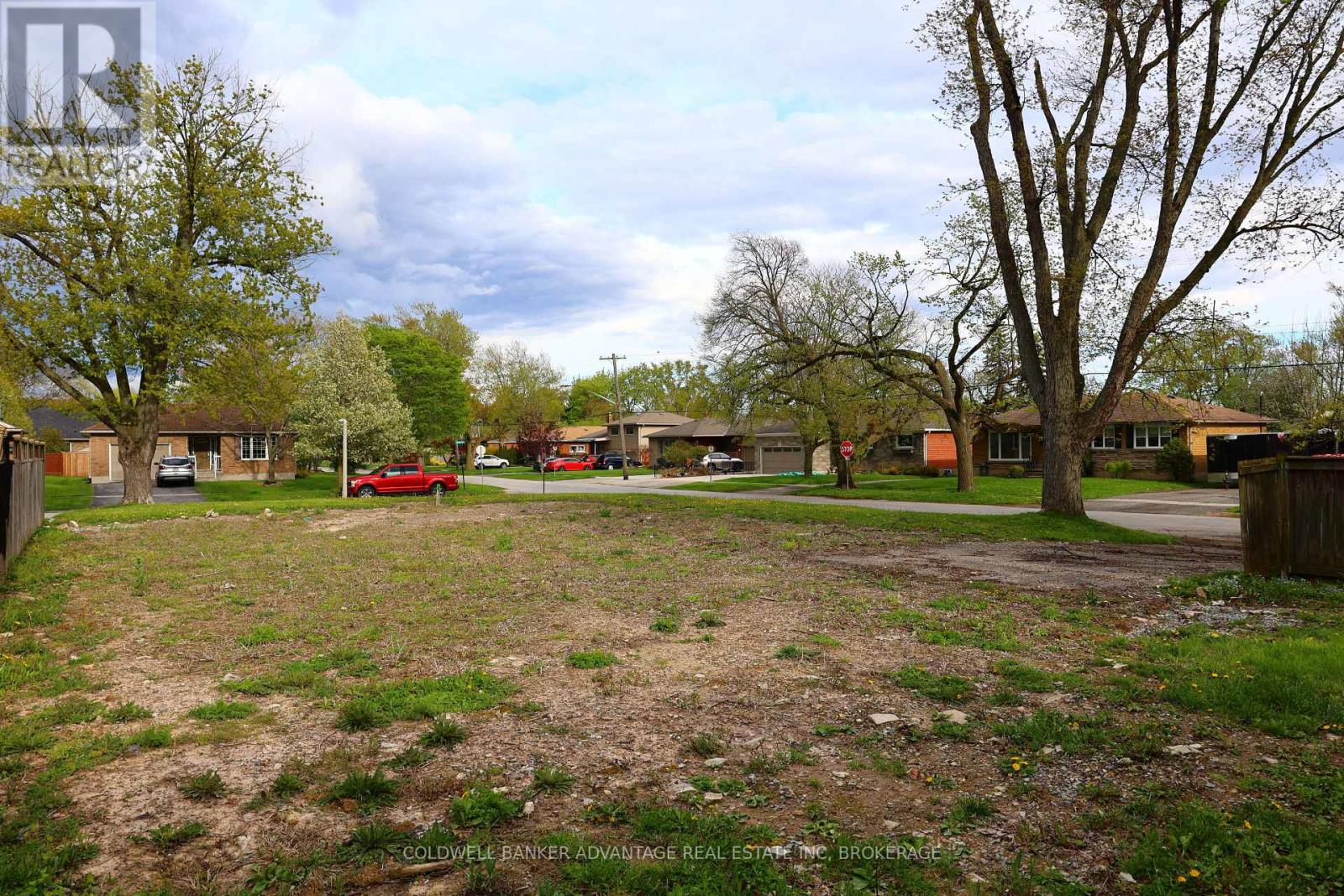74 Summit Avenue Property Photo 9
