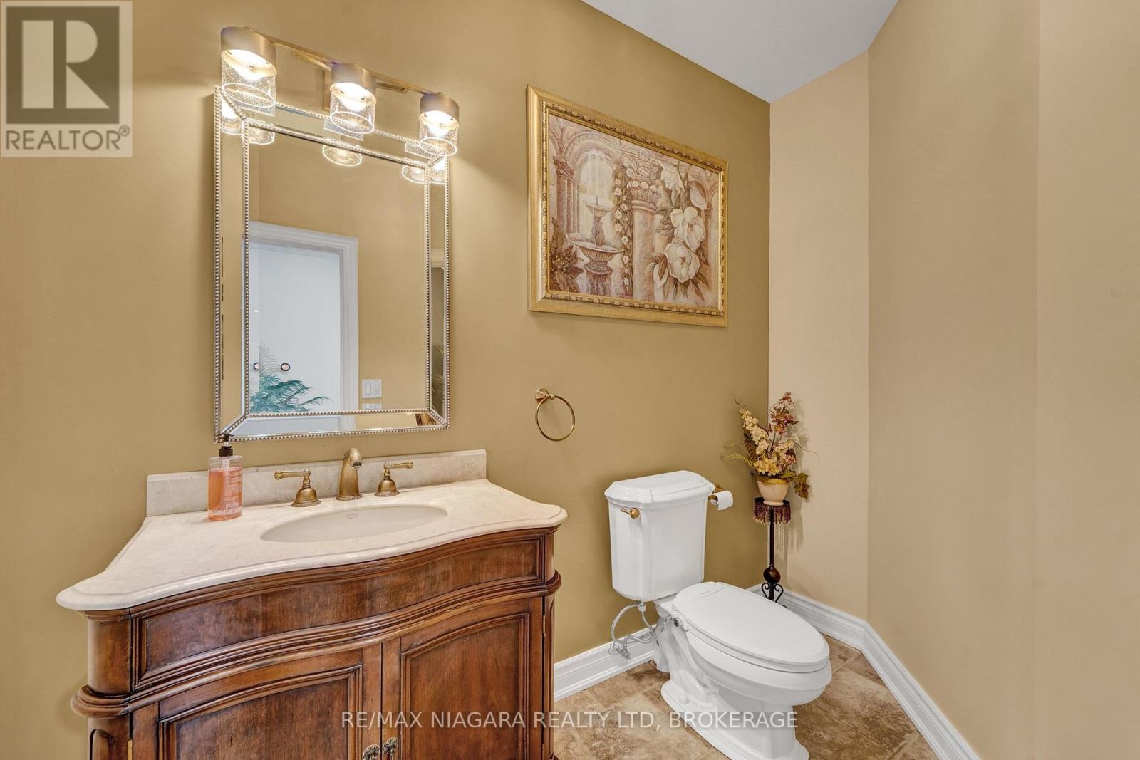 8018 Cathedral Drive Property Photo 19