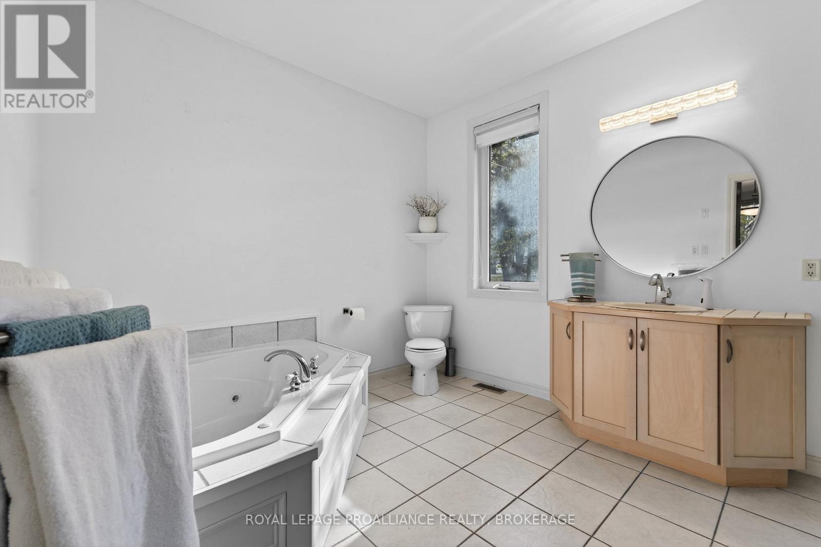 4194c Hiawatha Lane Property Photo 15