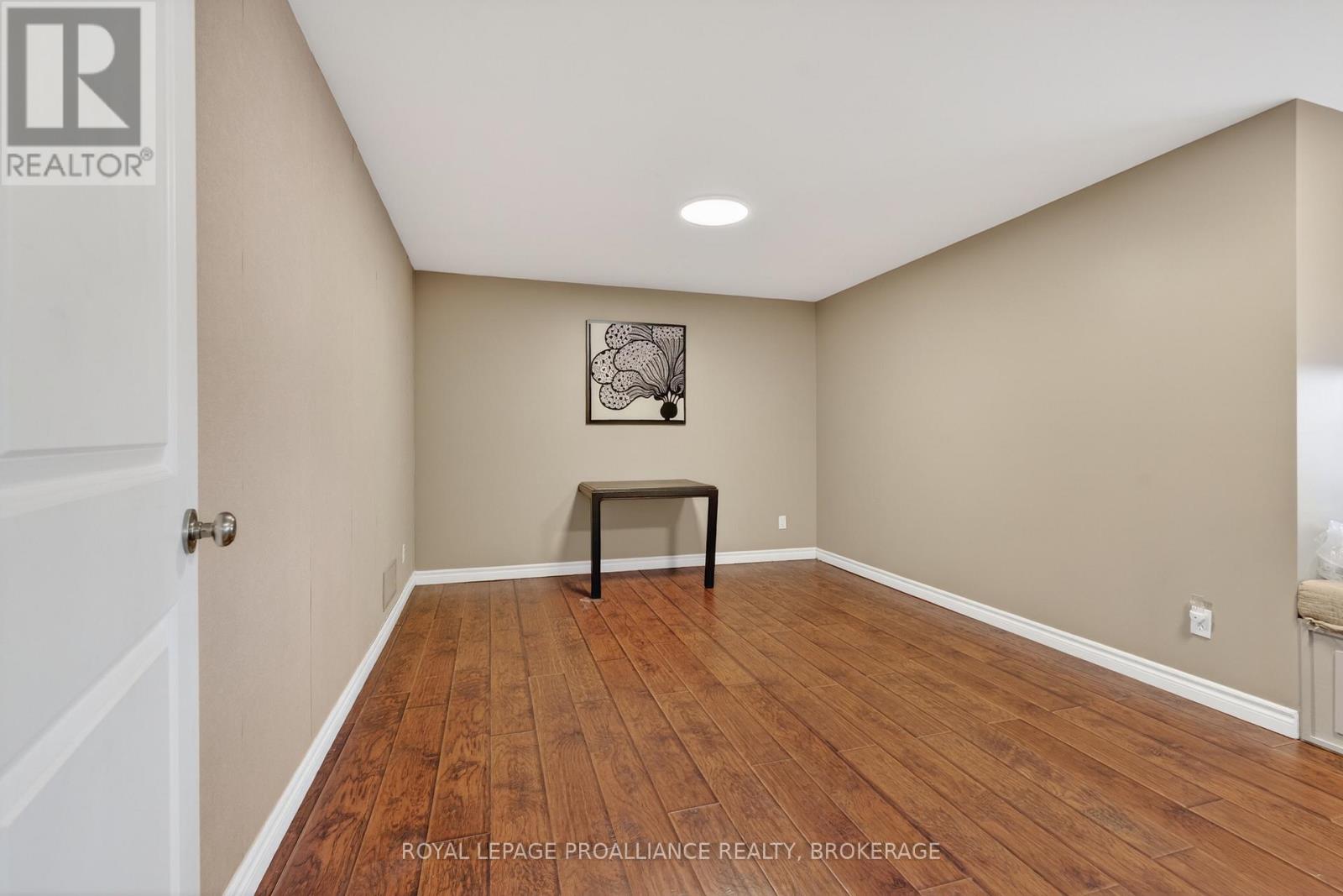 4194c Hiawatha Lane Property Photo 24