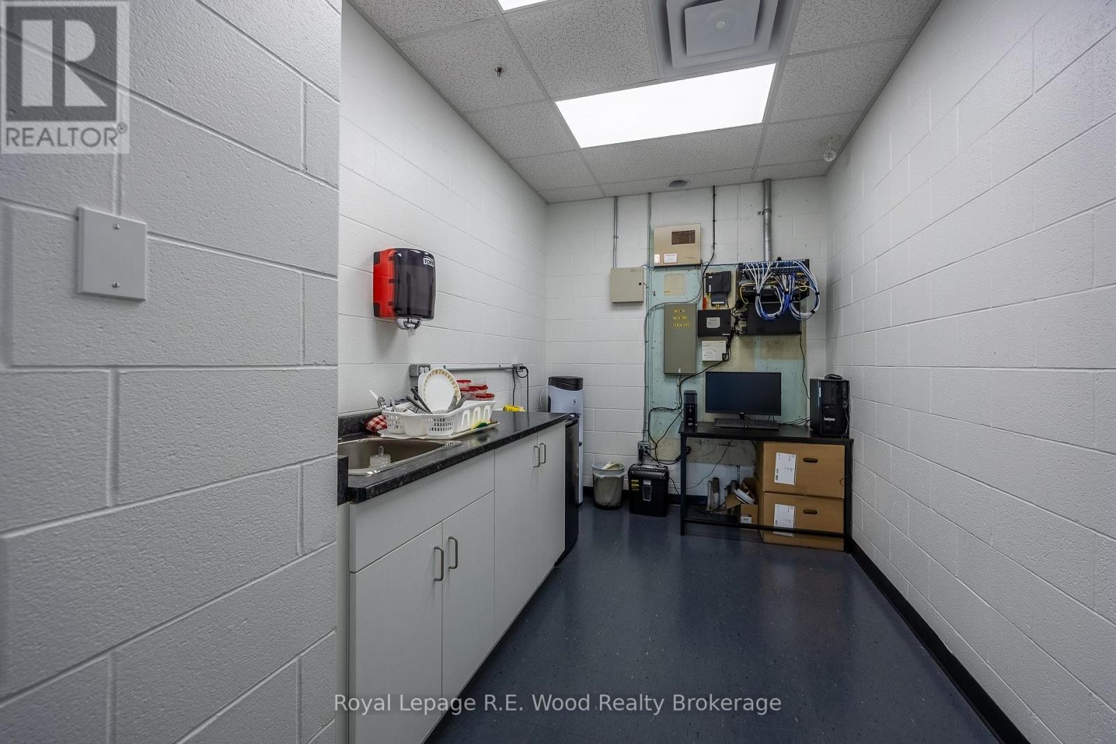 1523 Bell Mill Side Road Property Photo 18