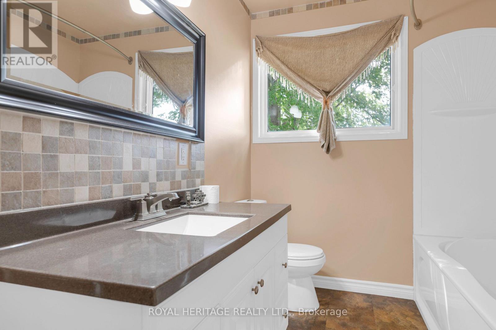 10 Reid Street Property Photo 19