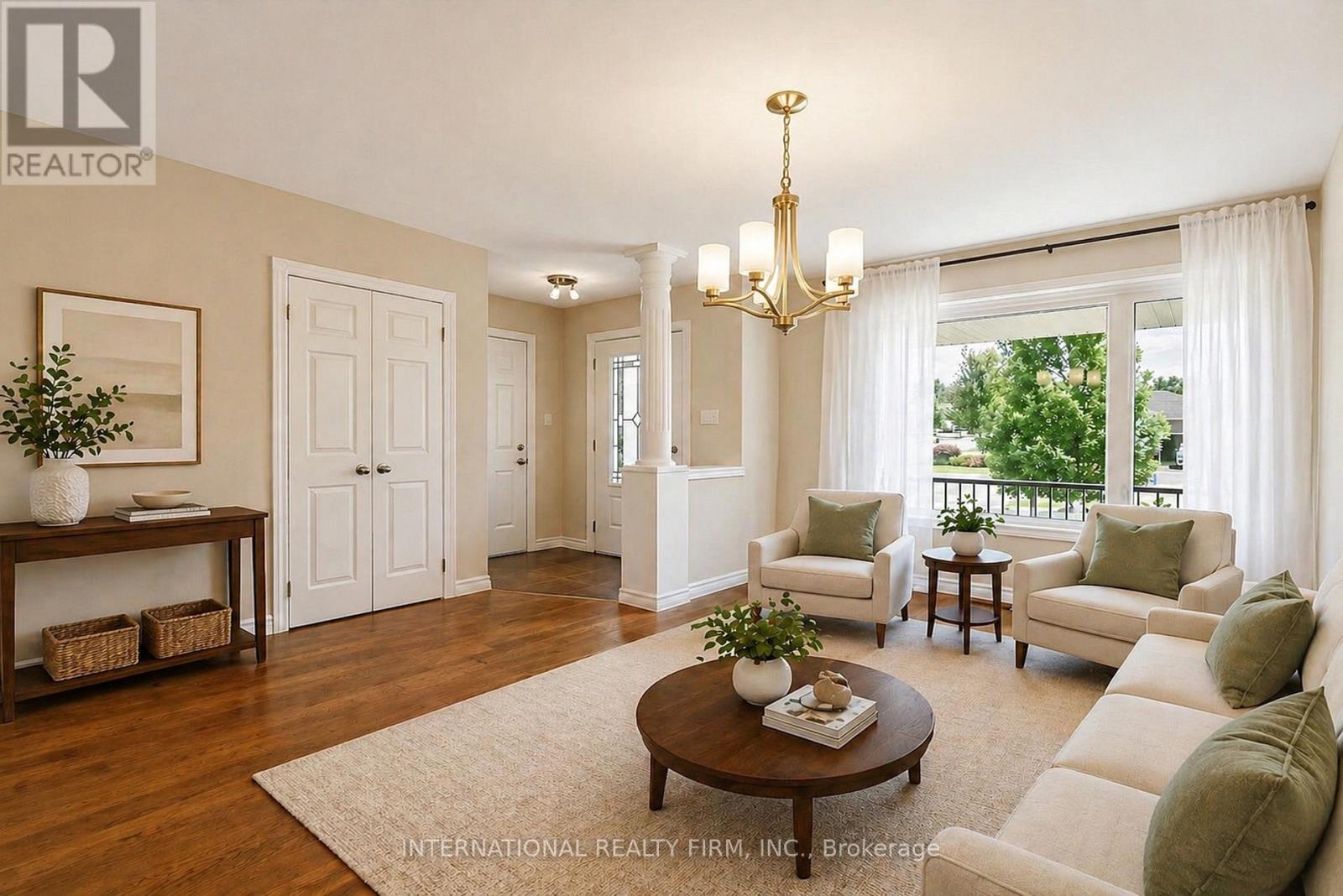 1453 Ireland Drive Property Photo 3