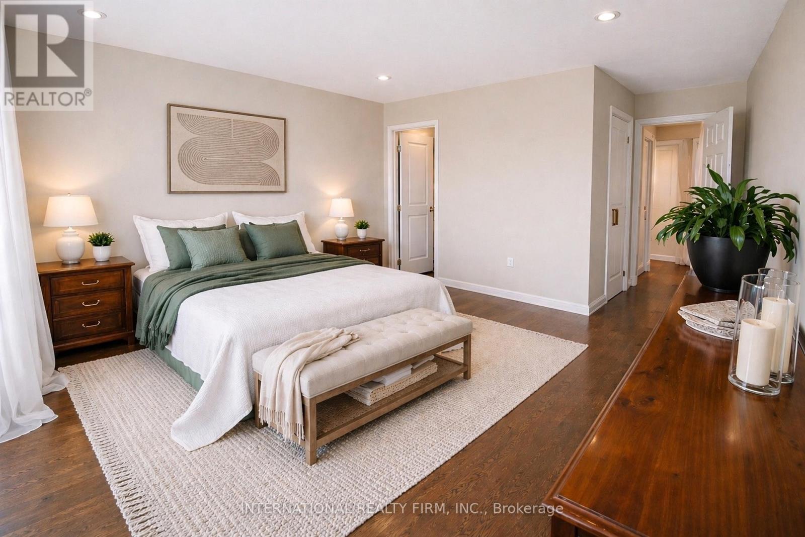 1453 Ireland Drive Property Photo 14