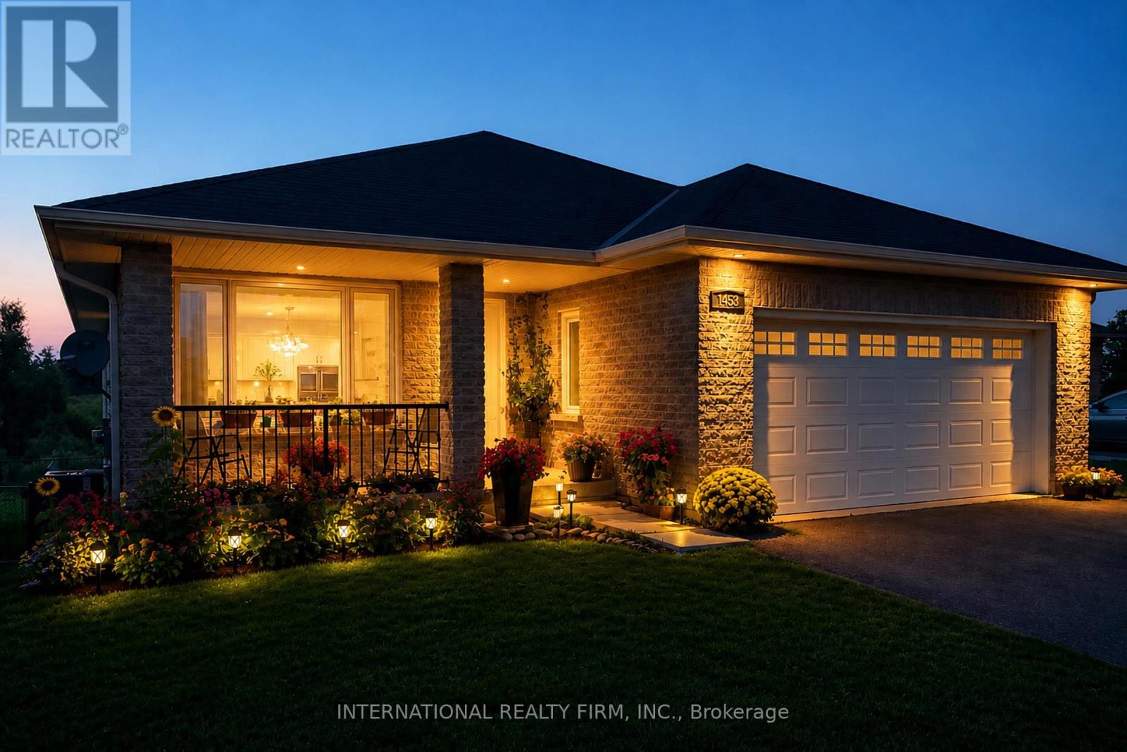 1453 Ireland Drive Property Photo 34