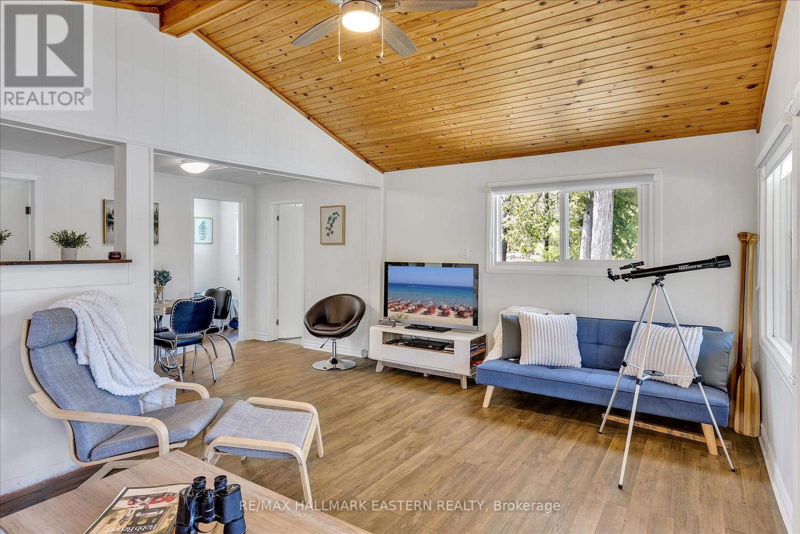 1810 Hull Road Property Photo 12