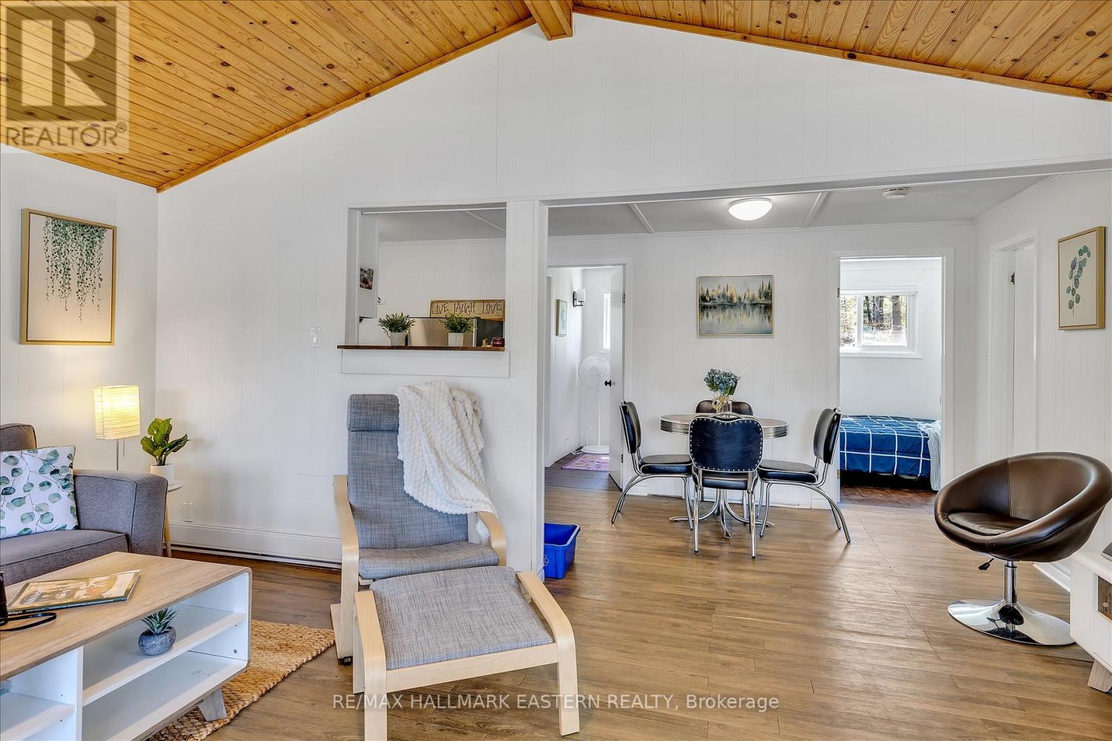 1810 Hull Road Property Photo 13