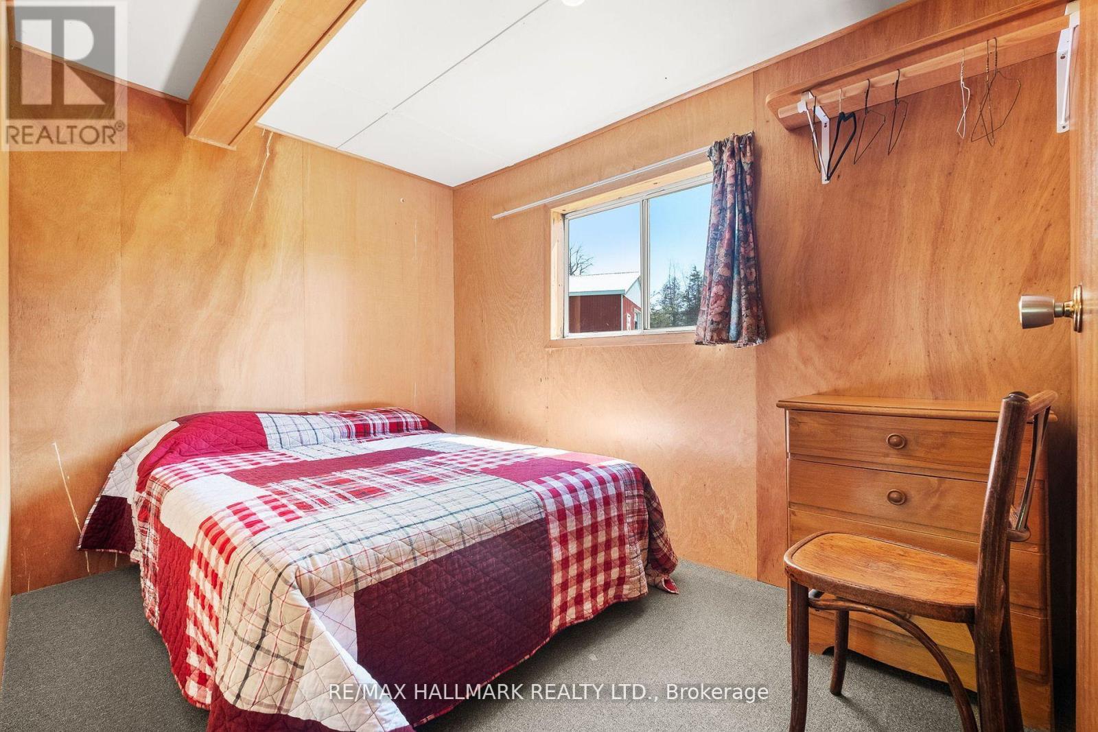 110 - 449 Island View Road Property Photo 7