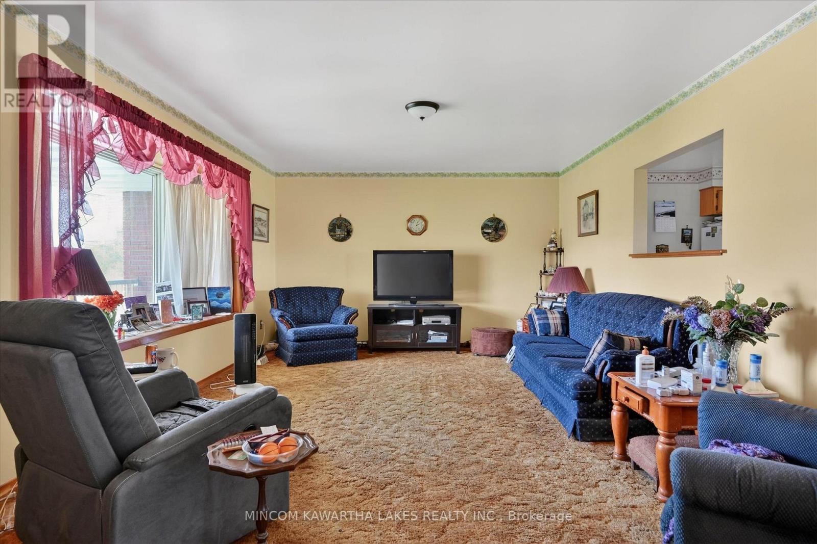 1528 Matchett Line Property Photo 15