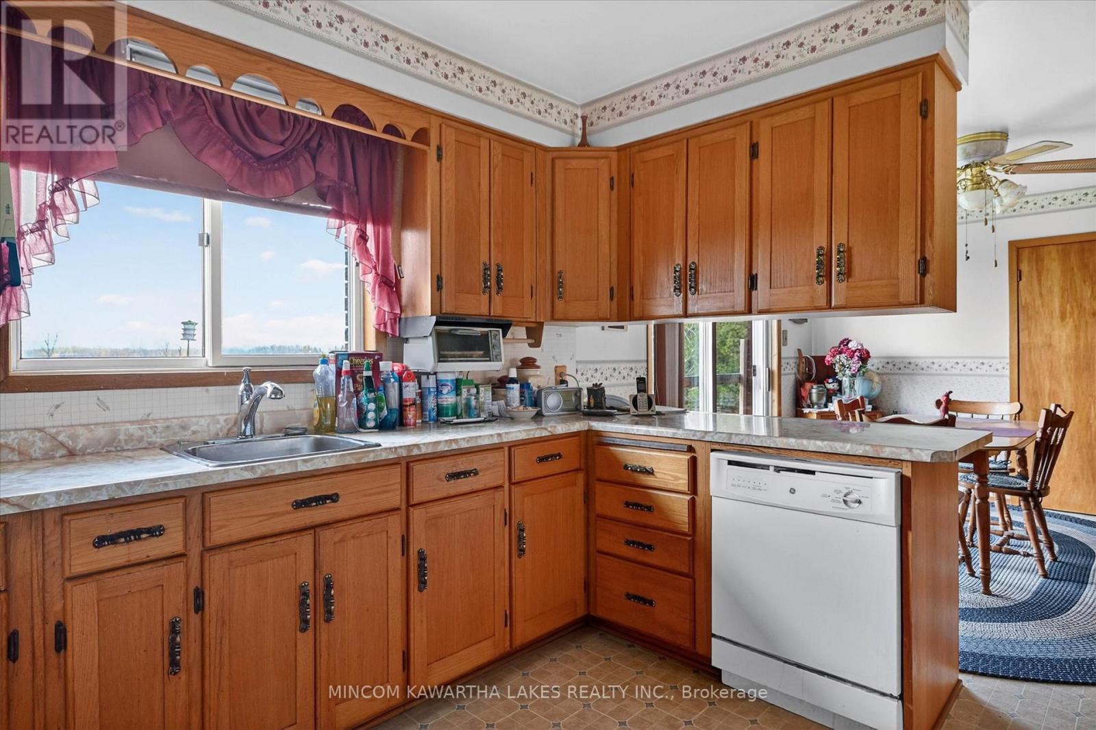 1528 Matchett Line Property Photo 23