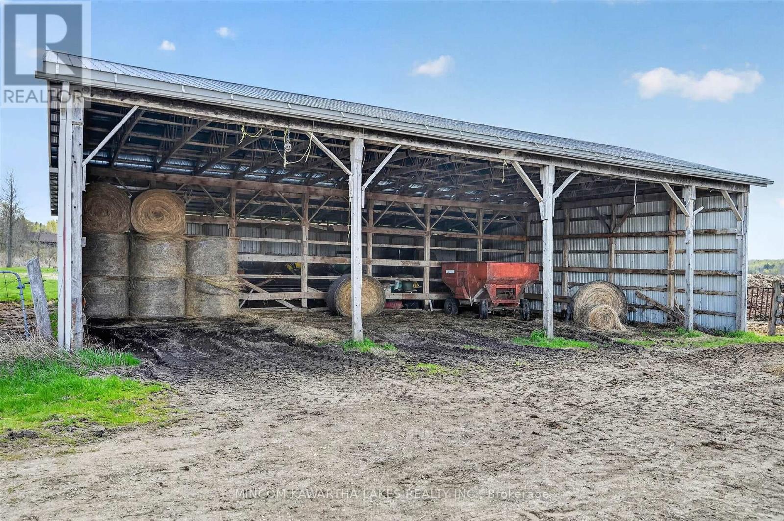 1528 Matchett Line Property Photo 45