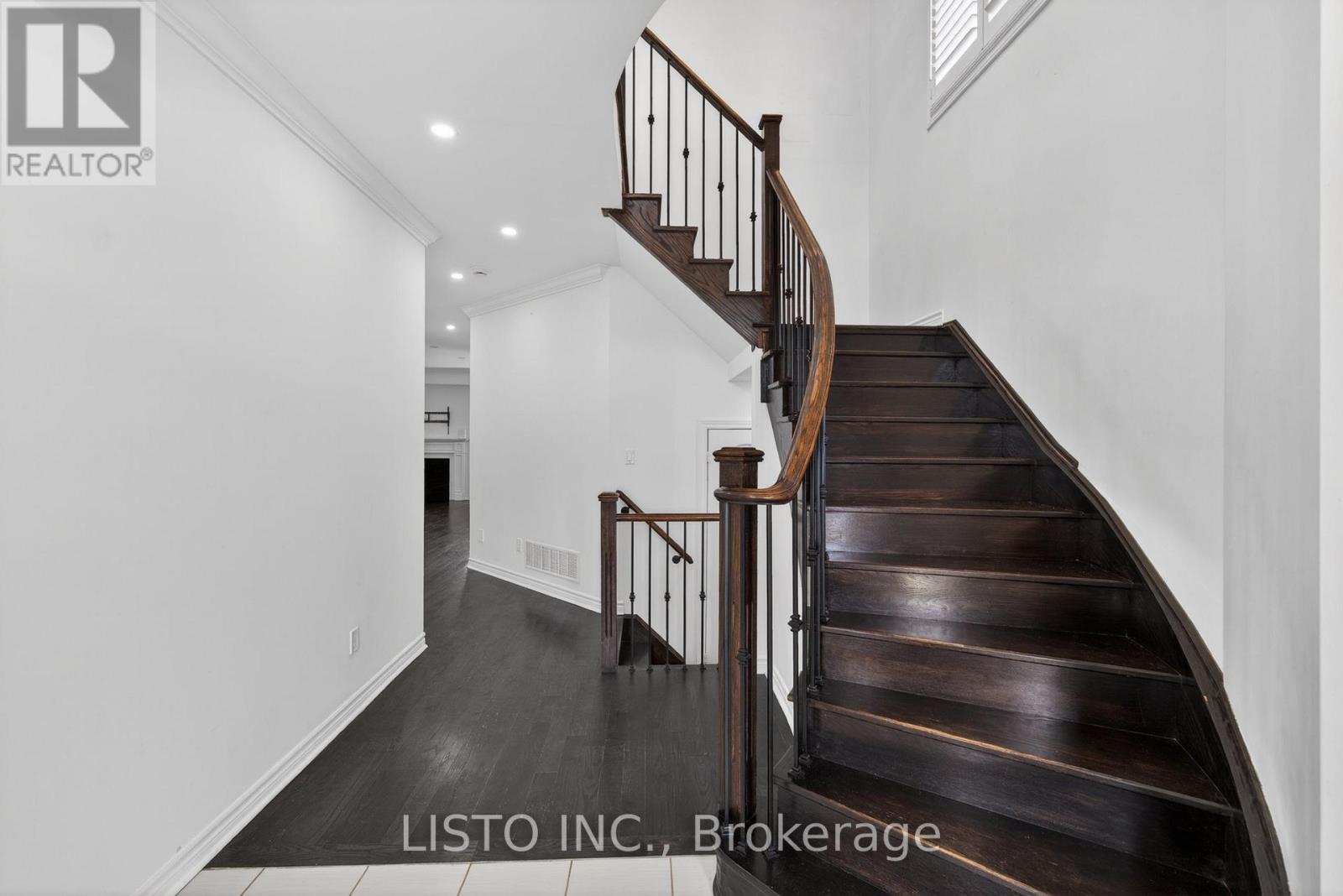 15 Primeau Crescent Property Photo 6