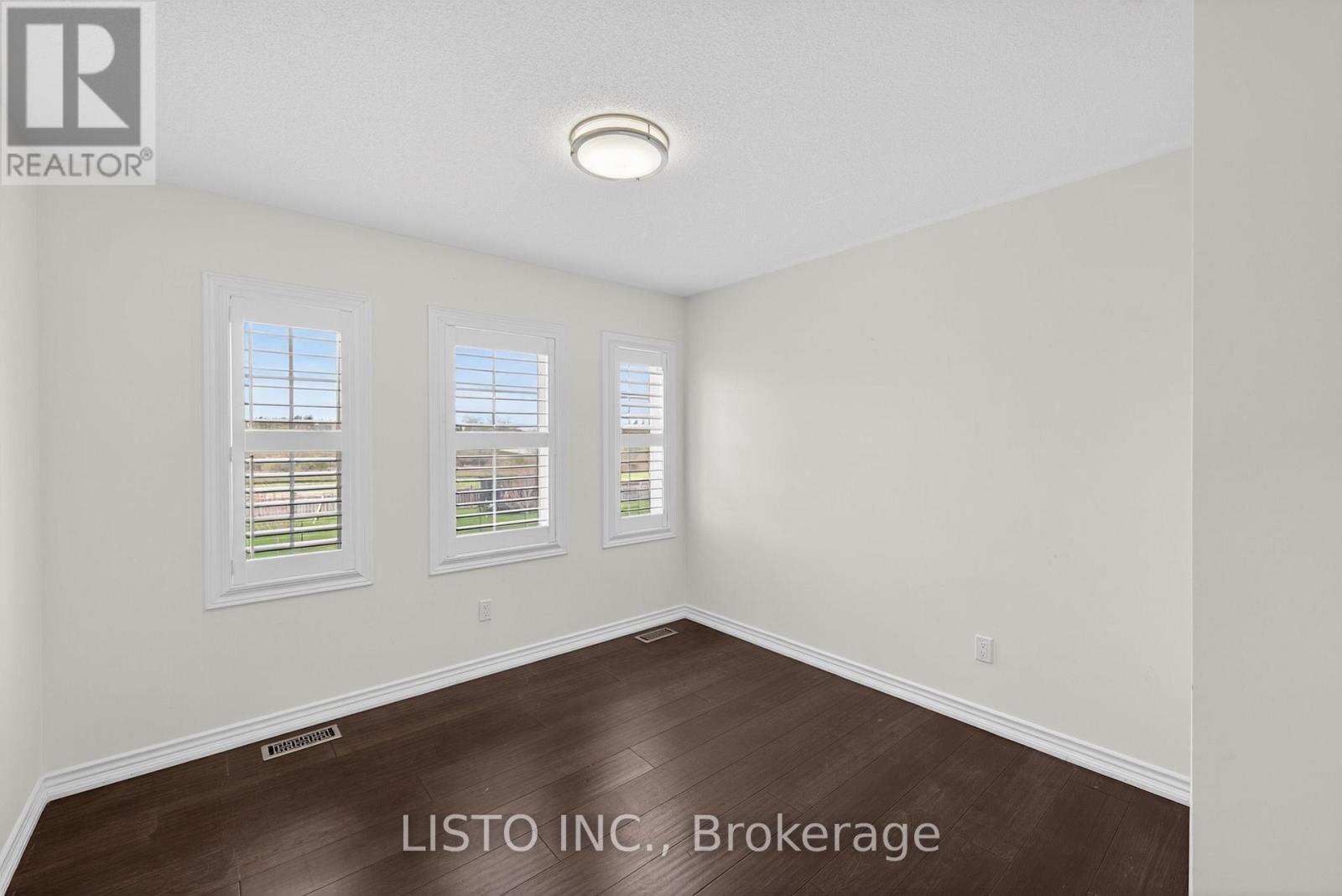 15 Primeau Crescent Property Photo 19