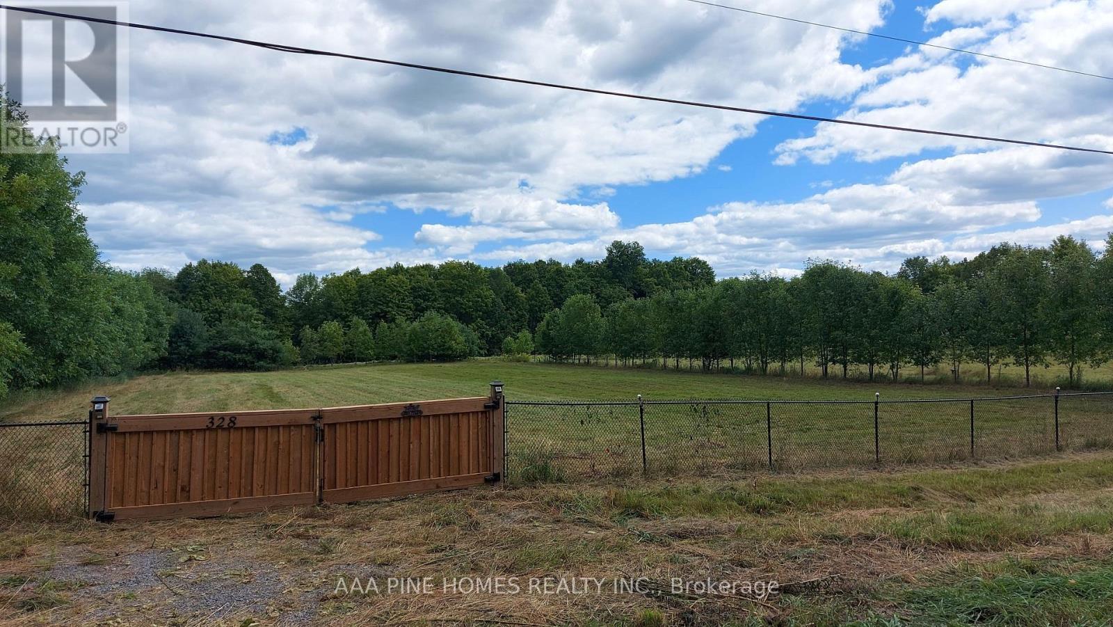 328 Rockies Road Property Photo 10