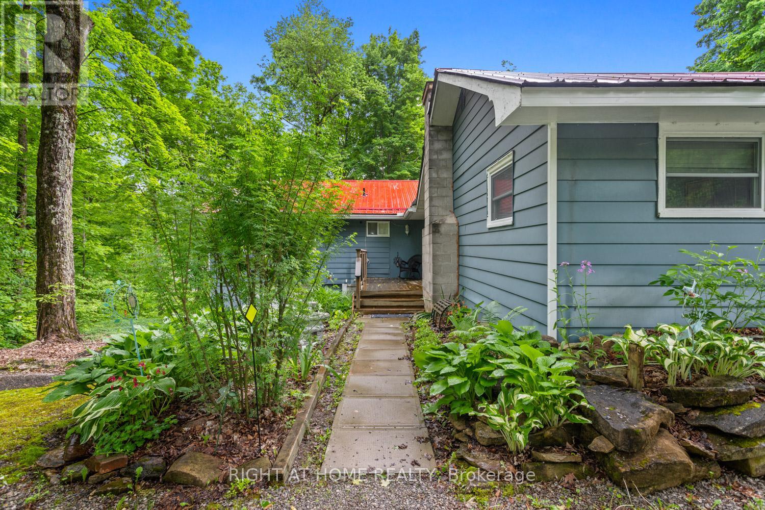 96 Suter Drive Property Photo 9