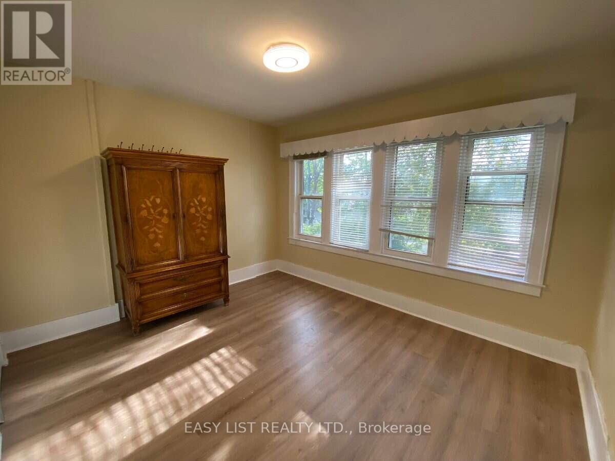 731-733 PARTINGTON AVENUE Property Photo 1