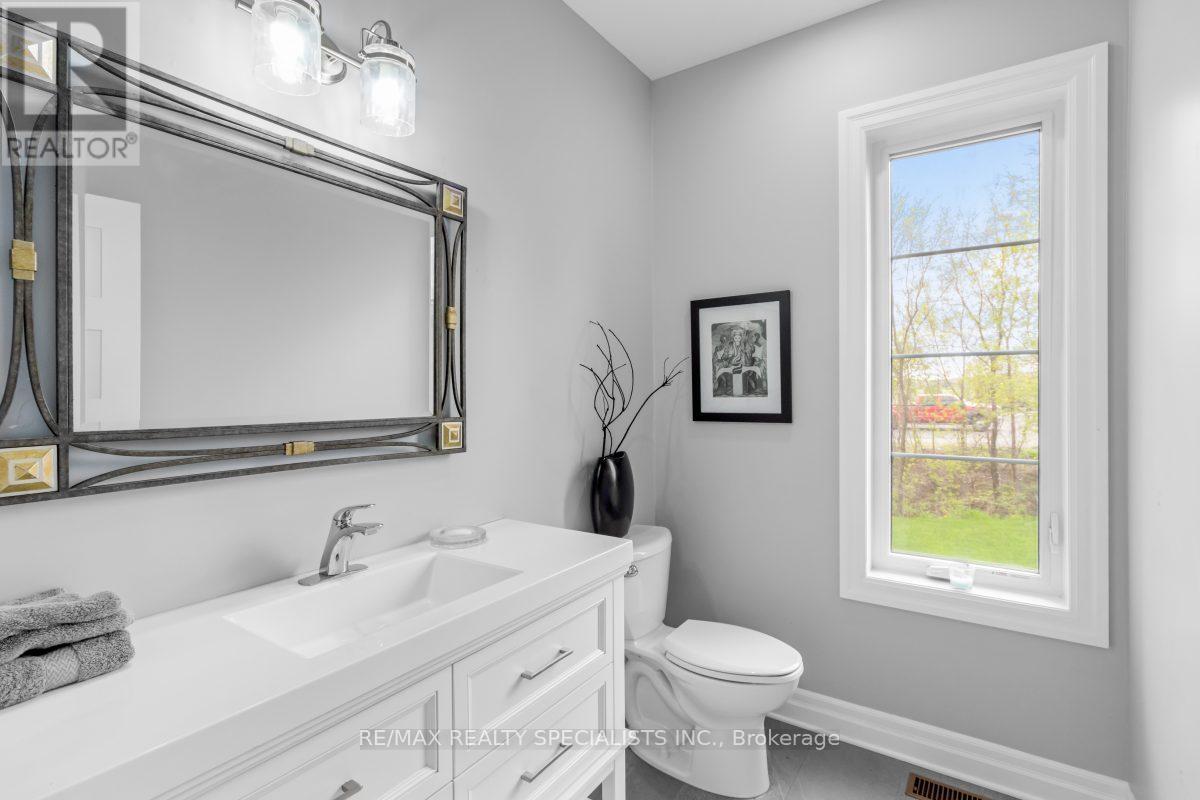 1076 7th Avenue Property Photo 21