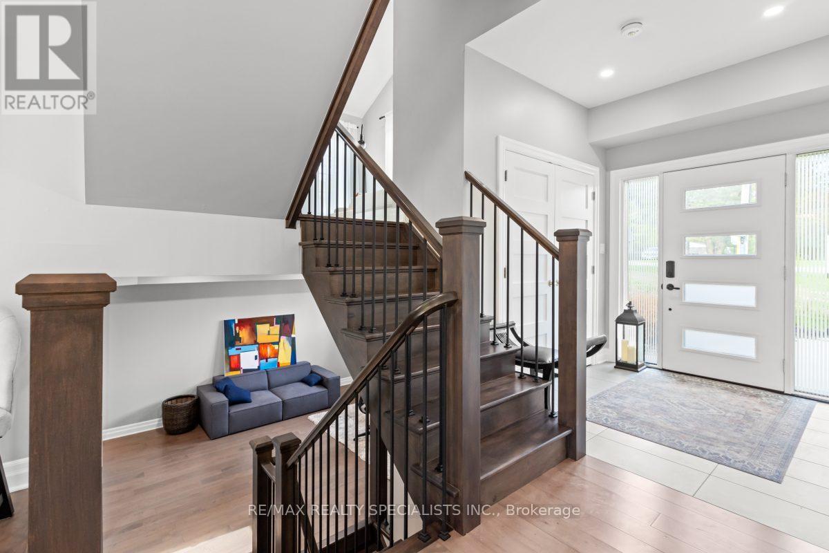 1076 7th Avenue Property Photo 34