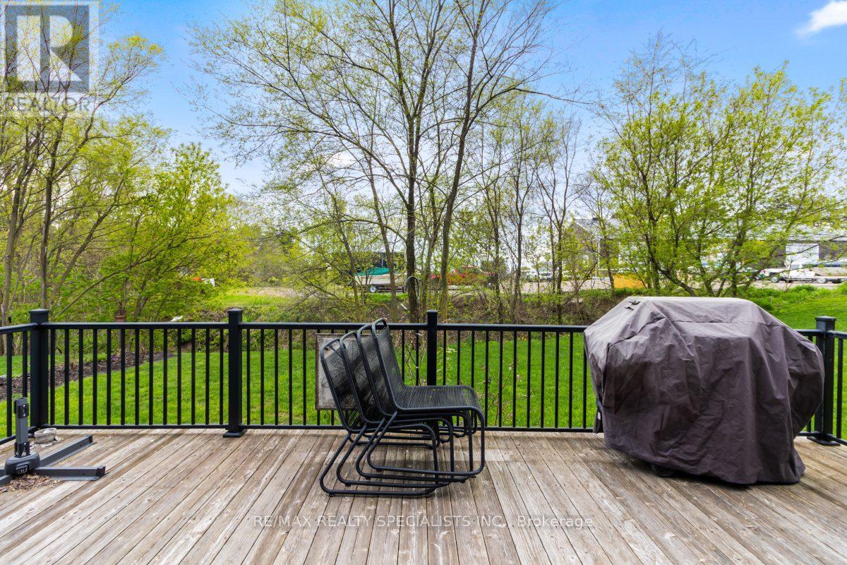 1076 7th Avenue Property Photo 42