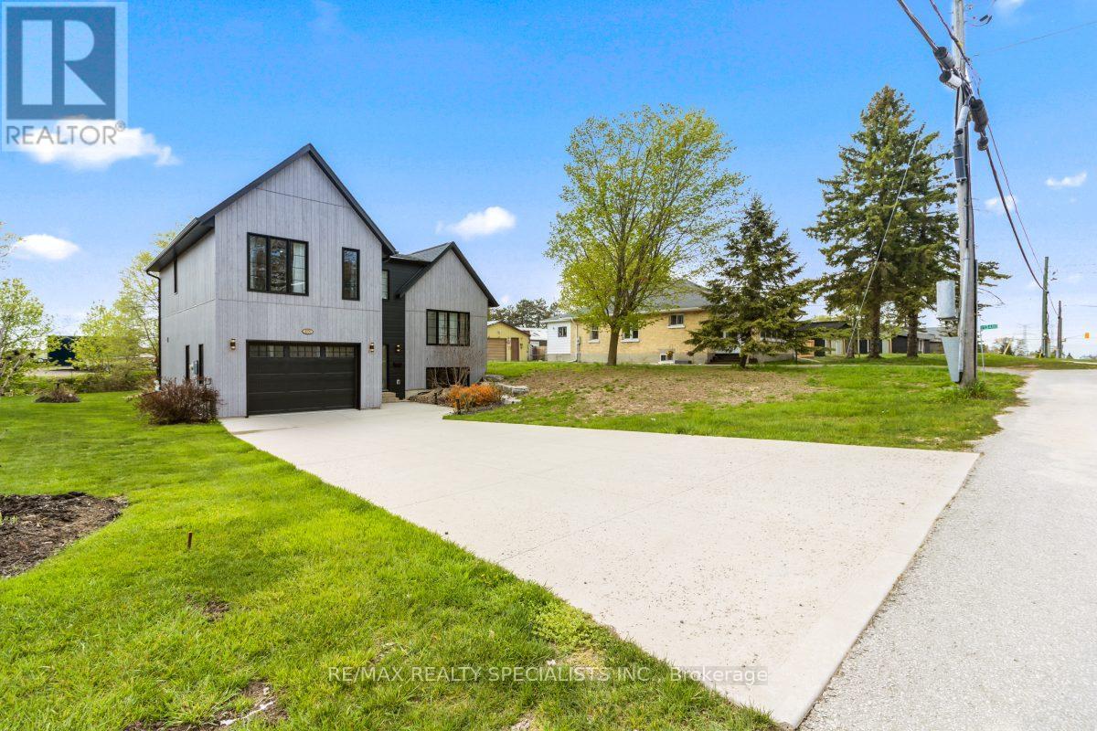 1076 7th Avenue Property Photo 47