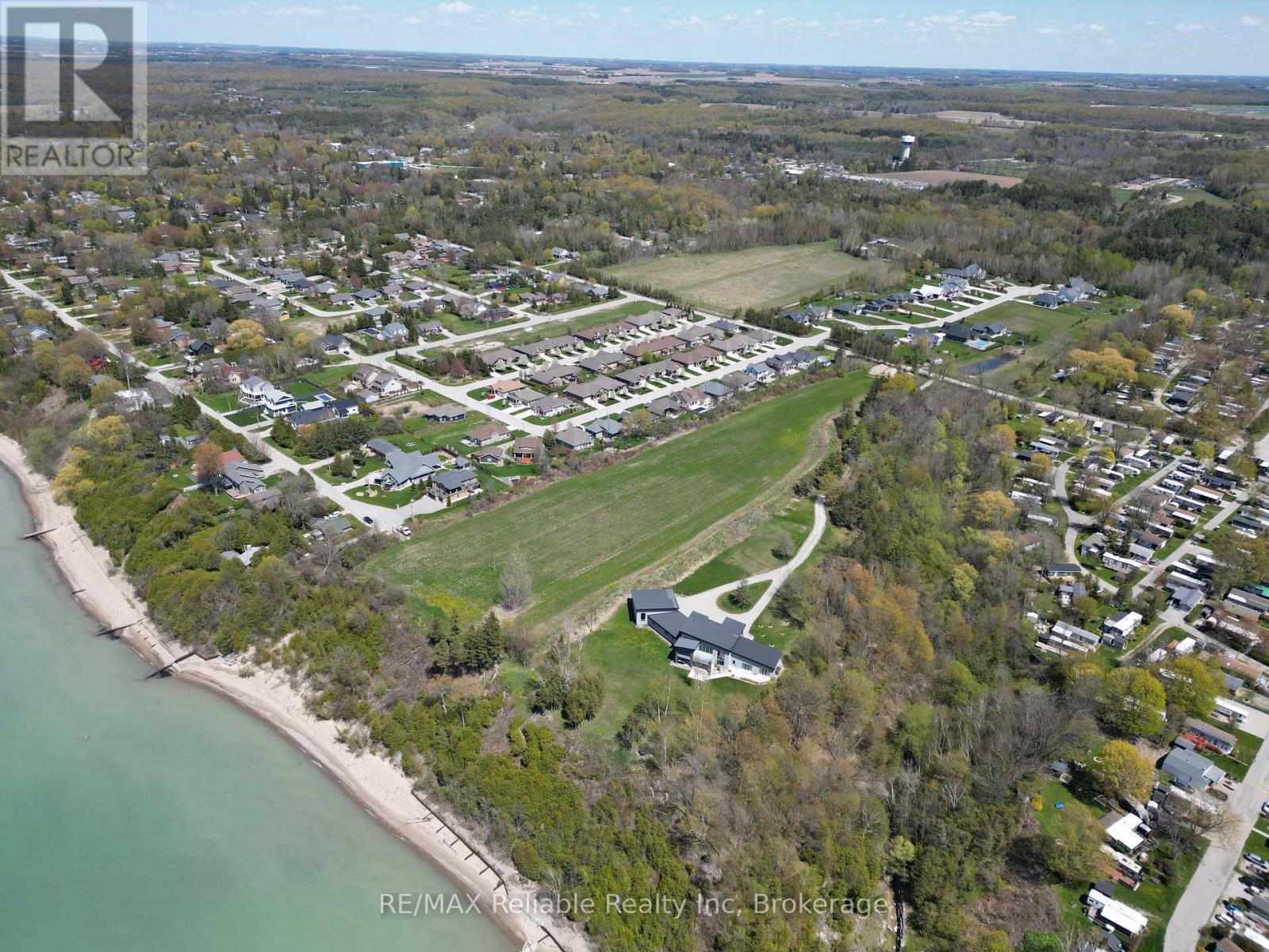 122 Tuyll Street Property Photo 29