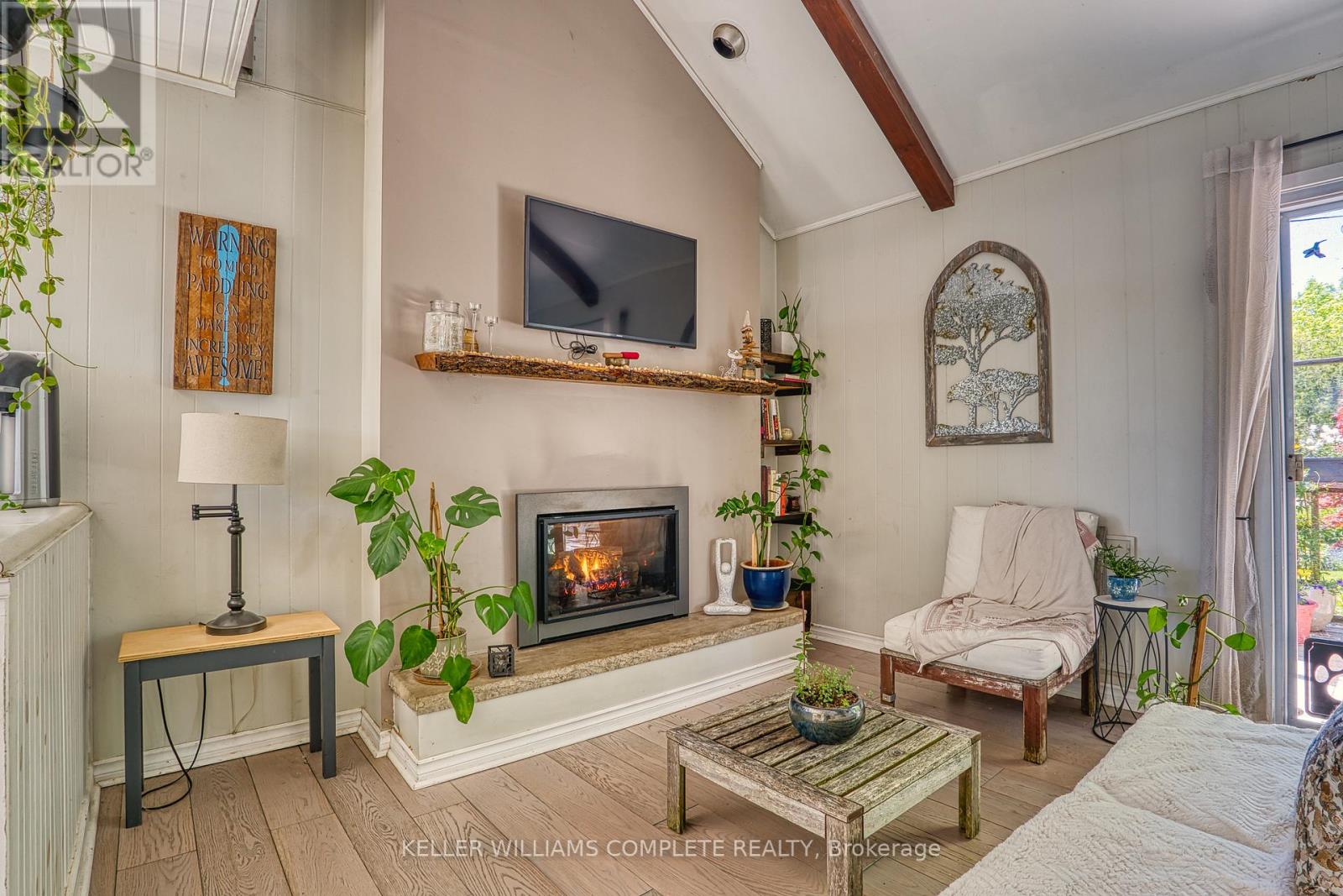 74434 Woodland Drive Property Photo 8