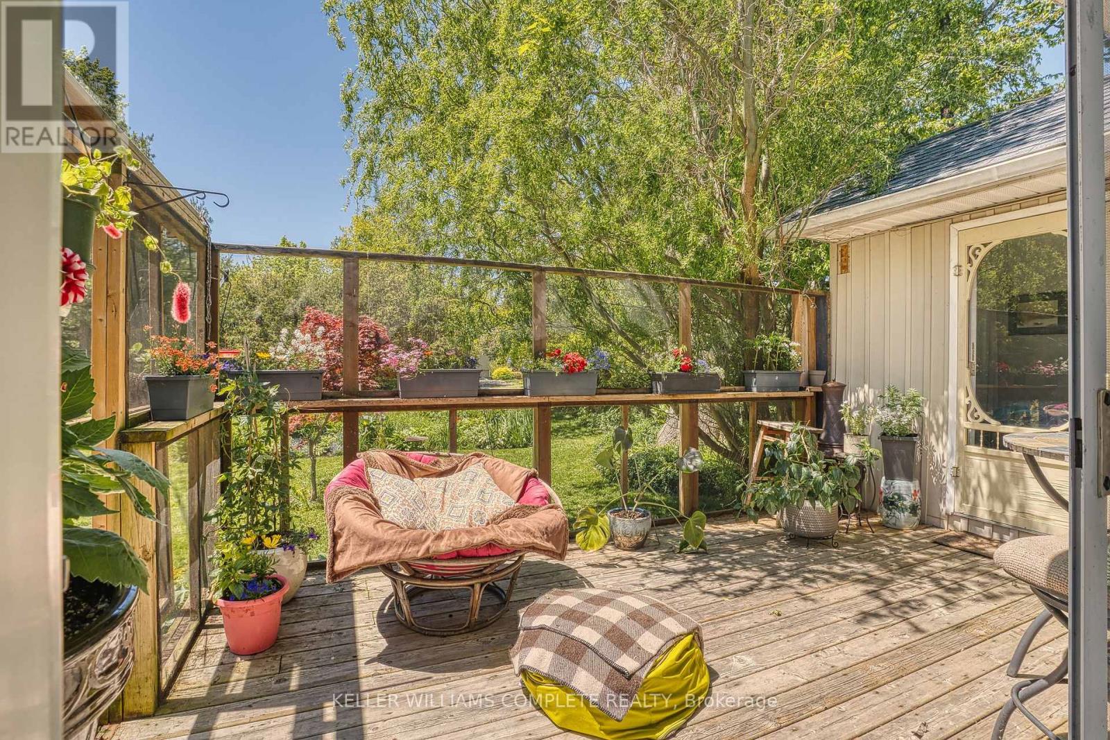 74434 Woodland Drive Property Photo 10