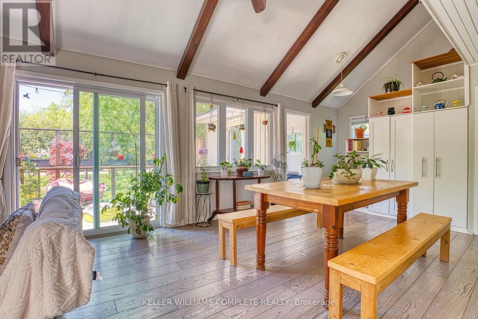 74434 Woodland Drive Property Photo 11