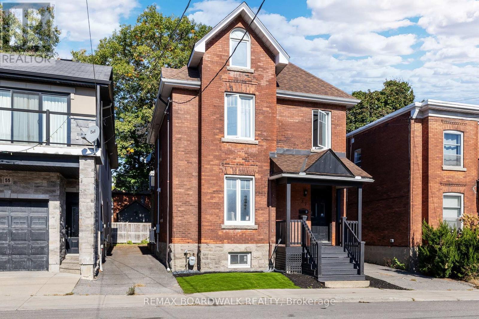 57 Lees Avenue Property Photo 1