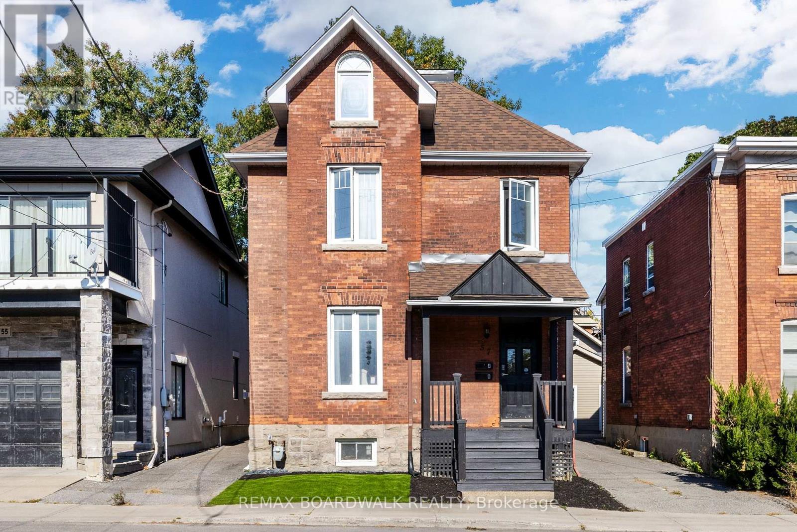 57 Lees Avenue Property Photo 2