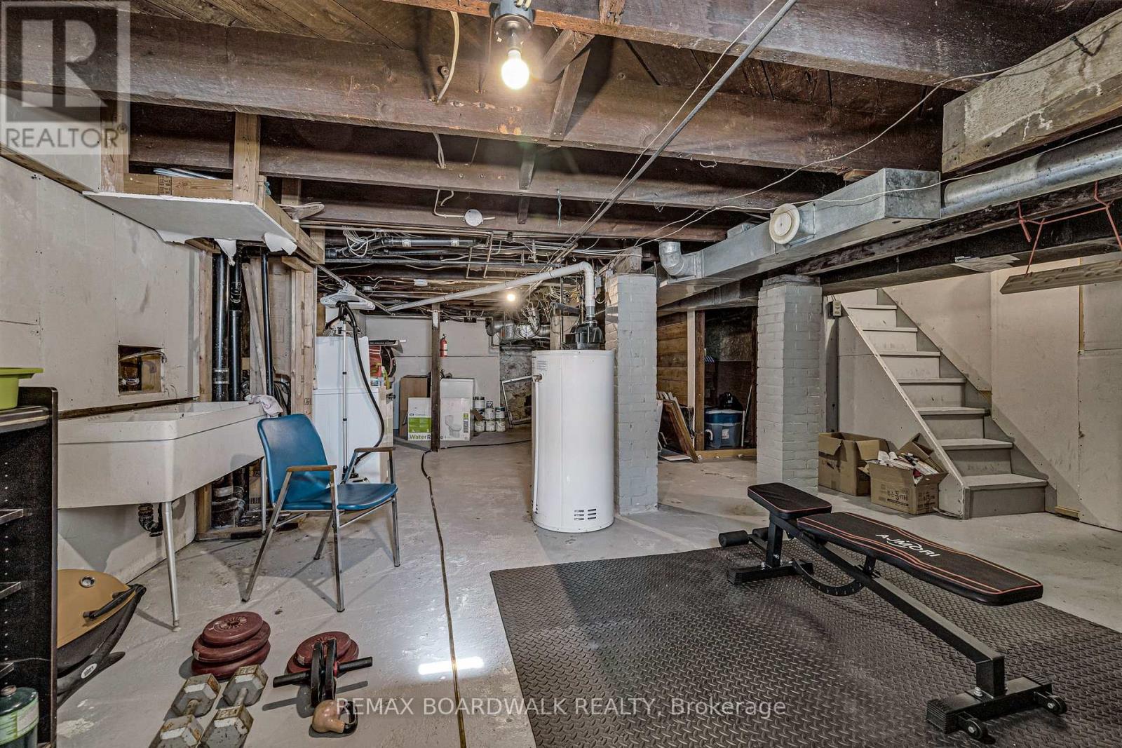 57 Lees Avenue Property Photo 17