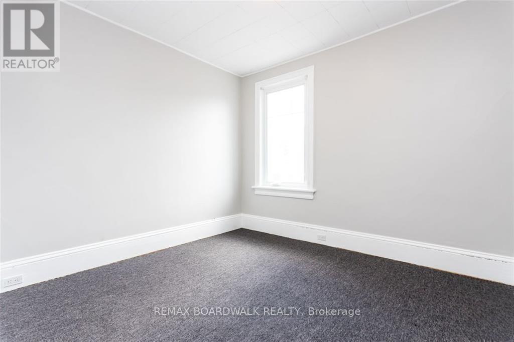 57 Lees Avenue Property Photo 26