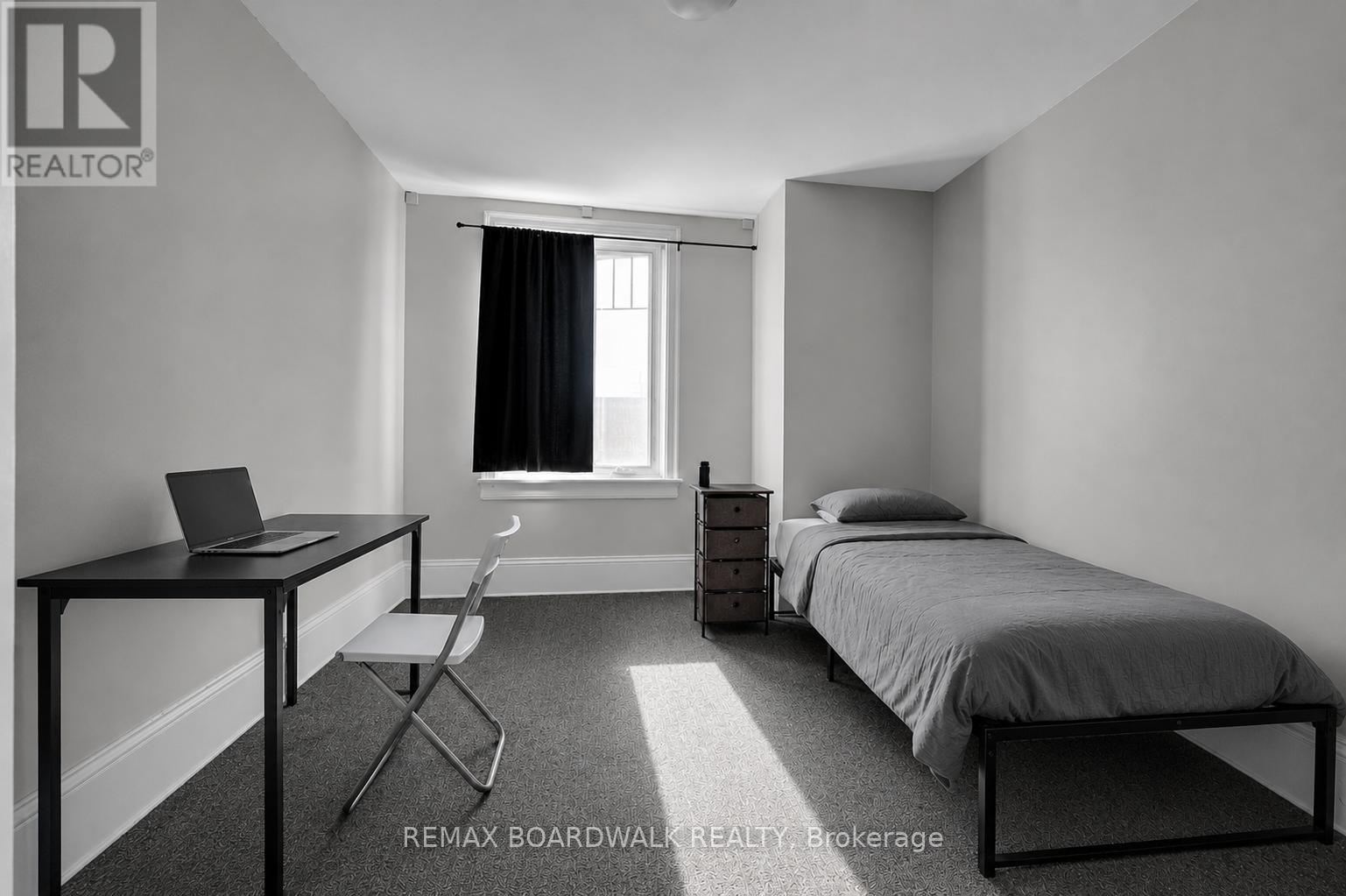 57 Lees Avenue Property Photo 34