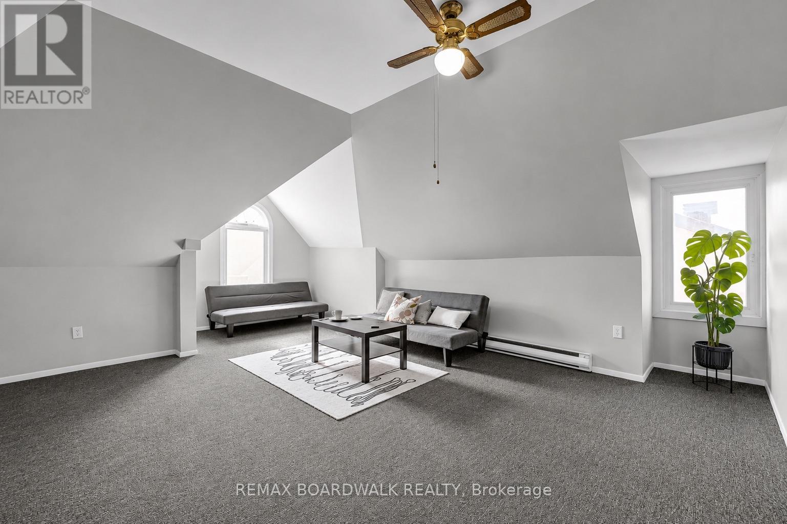 57 Lees Avenue Property Photo 40
