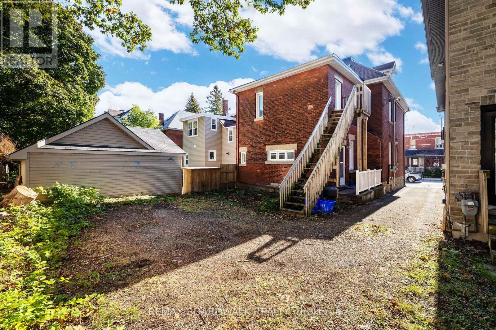 57 Lees Avenue Property Photo 44