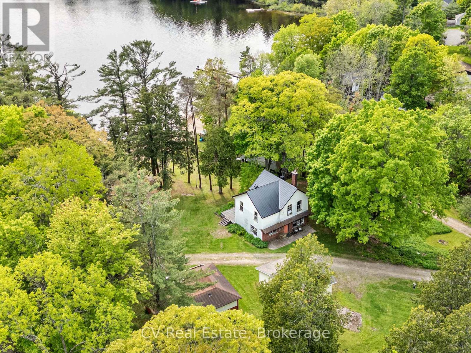 1113 Moon River Road Property Photo 12