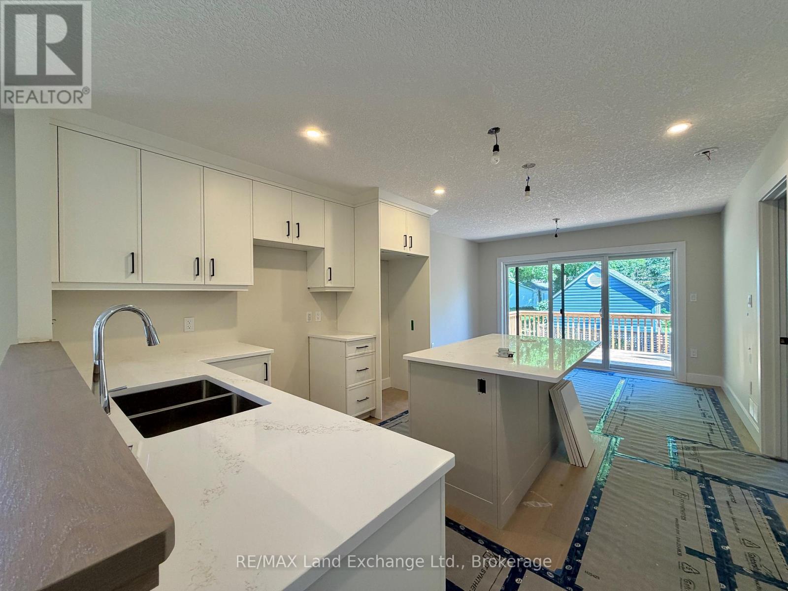 617 Hilker Street Property Photo 2