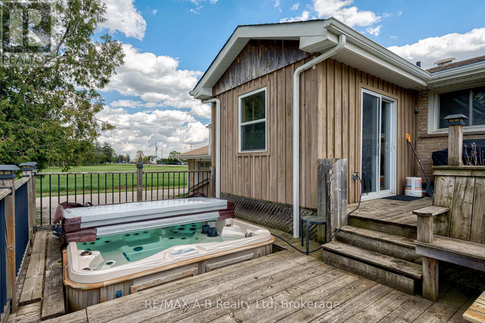 1241 - 1247 Colborne Street W Property Photo 31