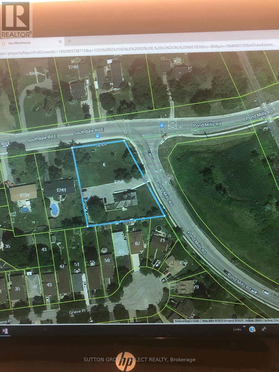 1255 Southdale Road E Property Photo 16