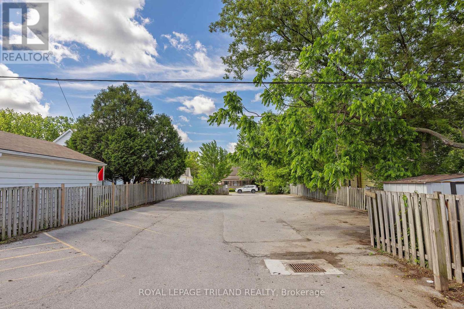 170 Wellington Street Property Photo 23