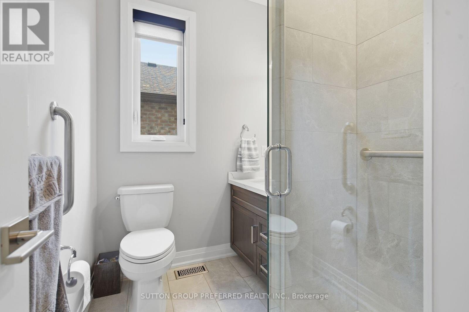 215 Leitch Street Property Photo 18
