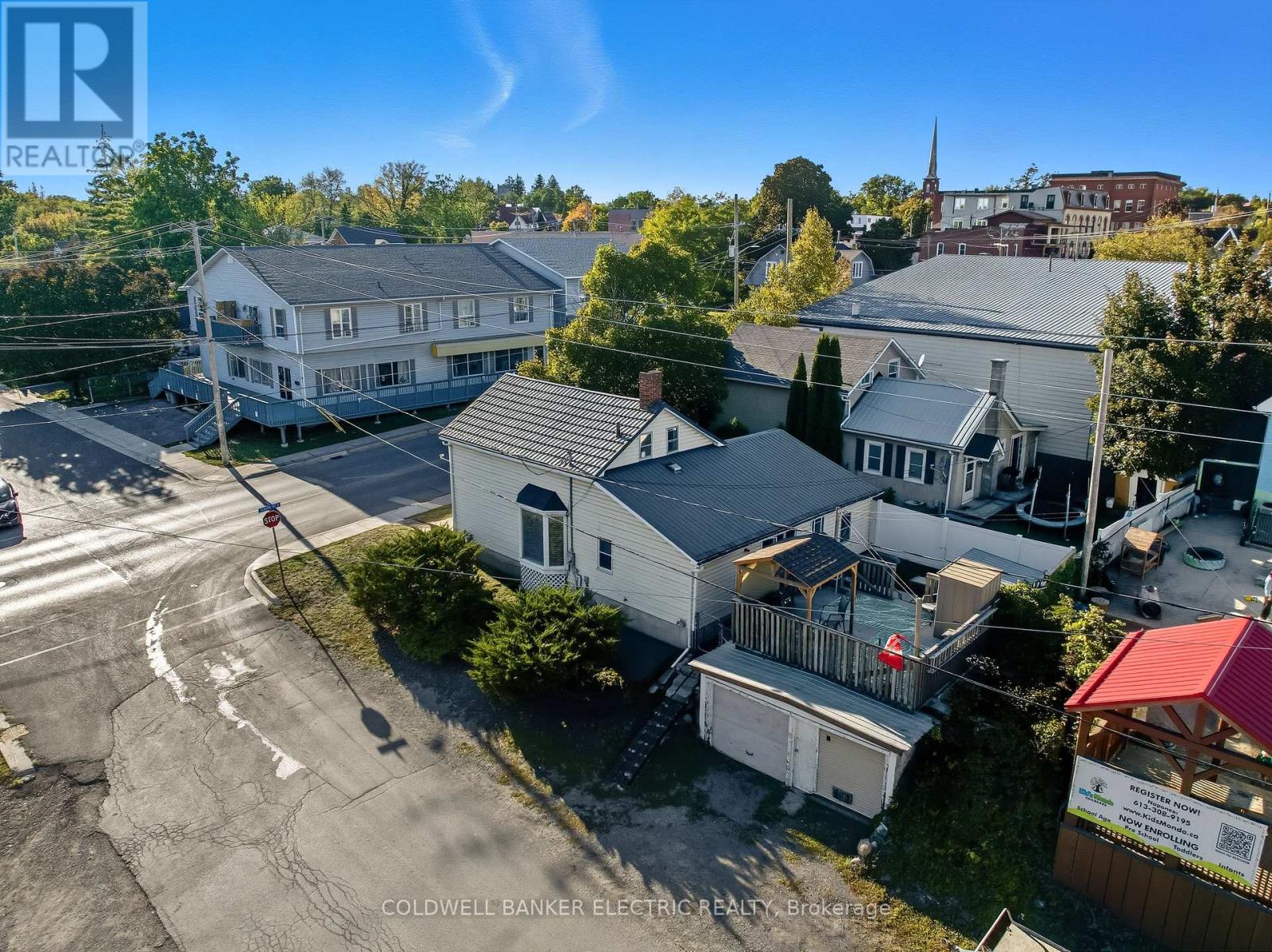 59 Centre Street N Property Photo 12