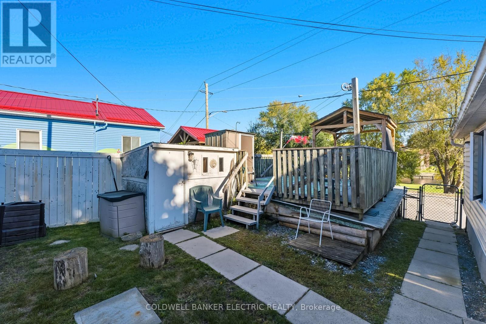 59 Centre Street N Property Photo 13