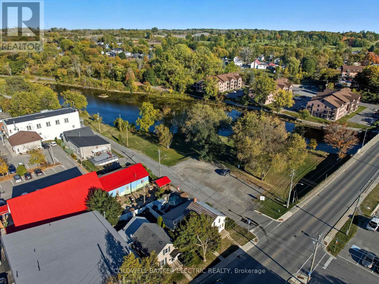 59 Centre Street N Property Photo 24