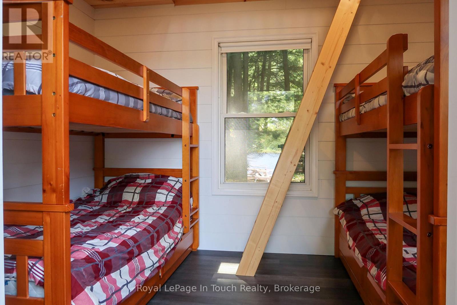 15052 Georgian Bay Shore Property Photo 28